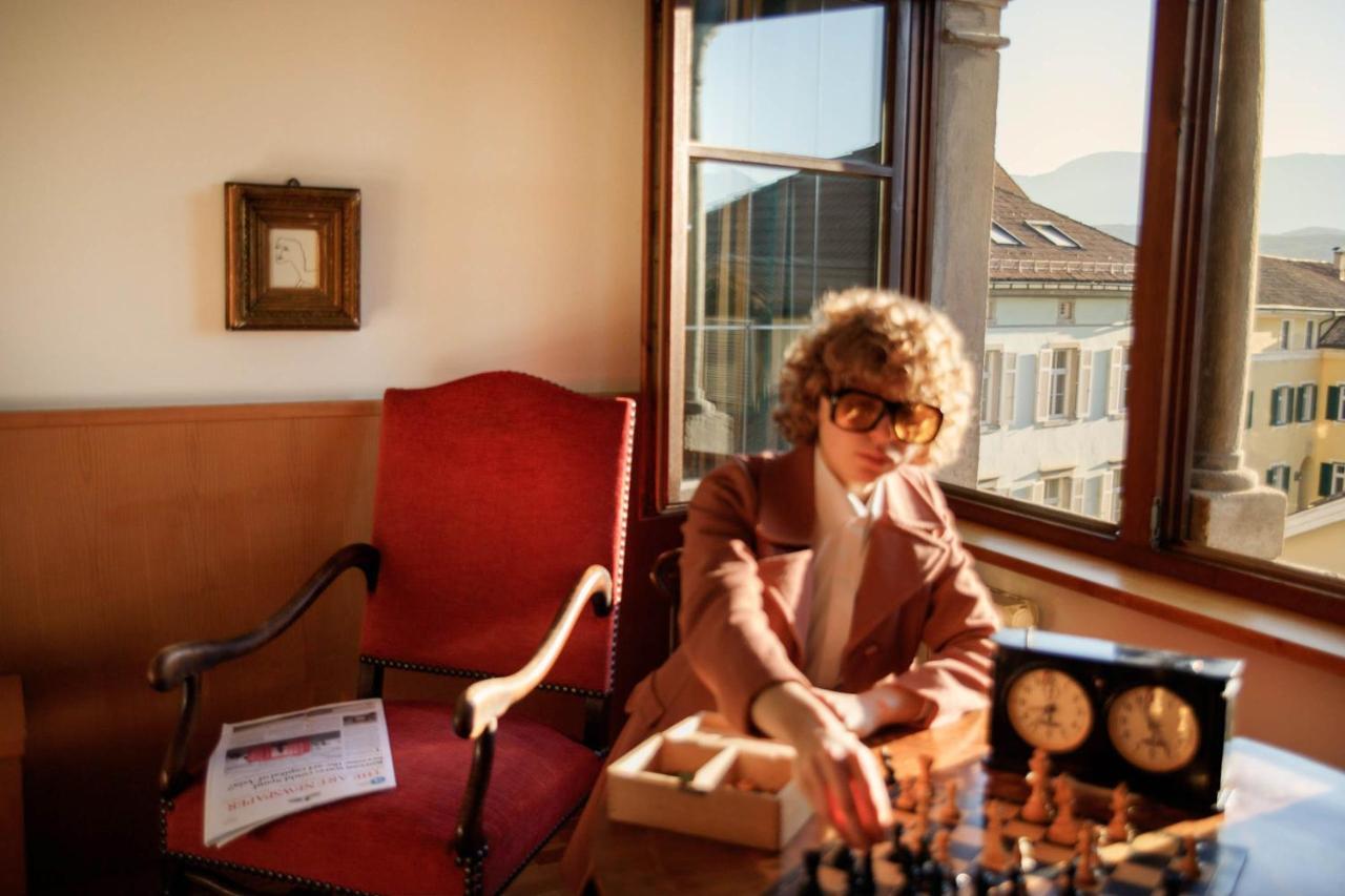 Hotel Weisses Roessl Caldaro Zewnętrze zdjęcie