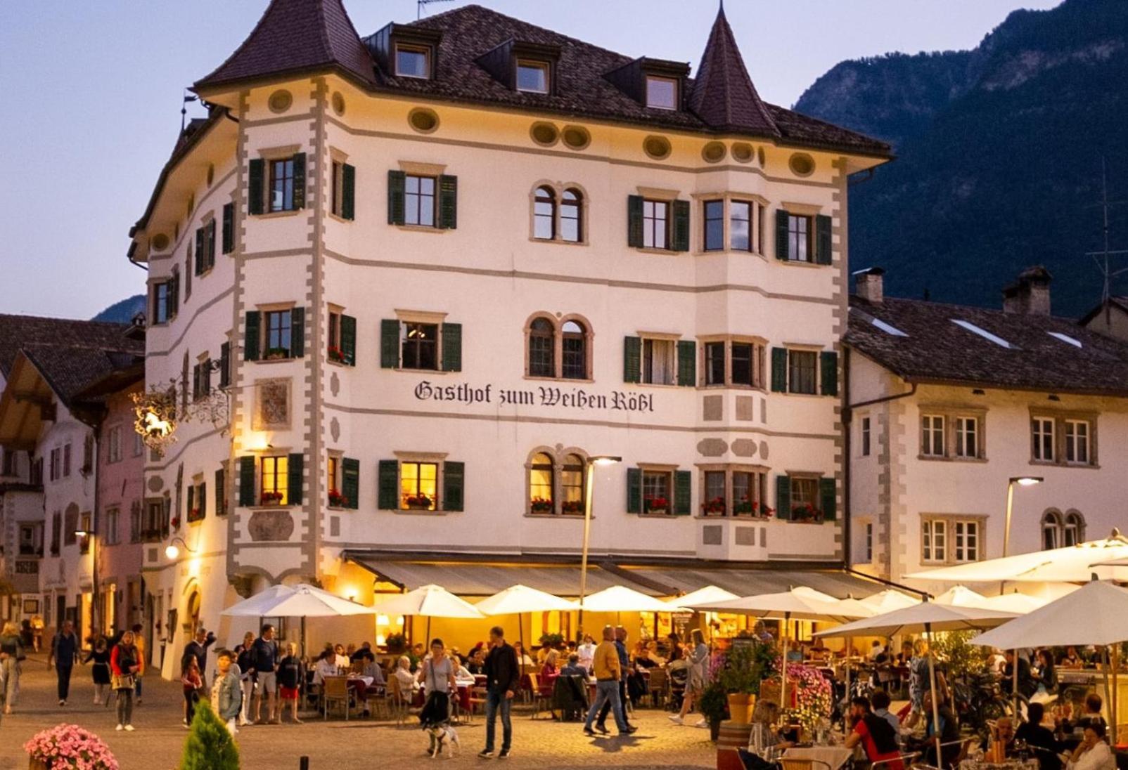 Hotel Weisses Roessl Caldaro Zewnętrze zdjęcie